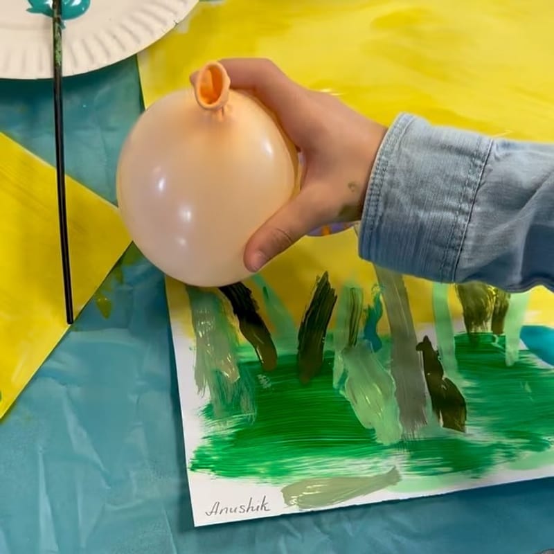 Art inspired by spring 🌷#kidsplanet #kidsplanetpreschool #kids #daycare #childcare #childcareservices #arts #firstfiveyears…